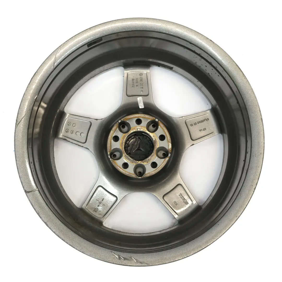 Vorderrad Felge 18" 8.5J ET:30 Sternspeiche für Mercedes SL R230 AMG mit Teilenummer A2304012002 Mercedes SL R230 AMG Vorderrad Felge 18" 8.5J ET:30 Sternspeiche - SKU A2304012002-1 - Teilenummer A2304012002