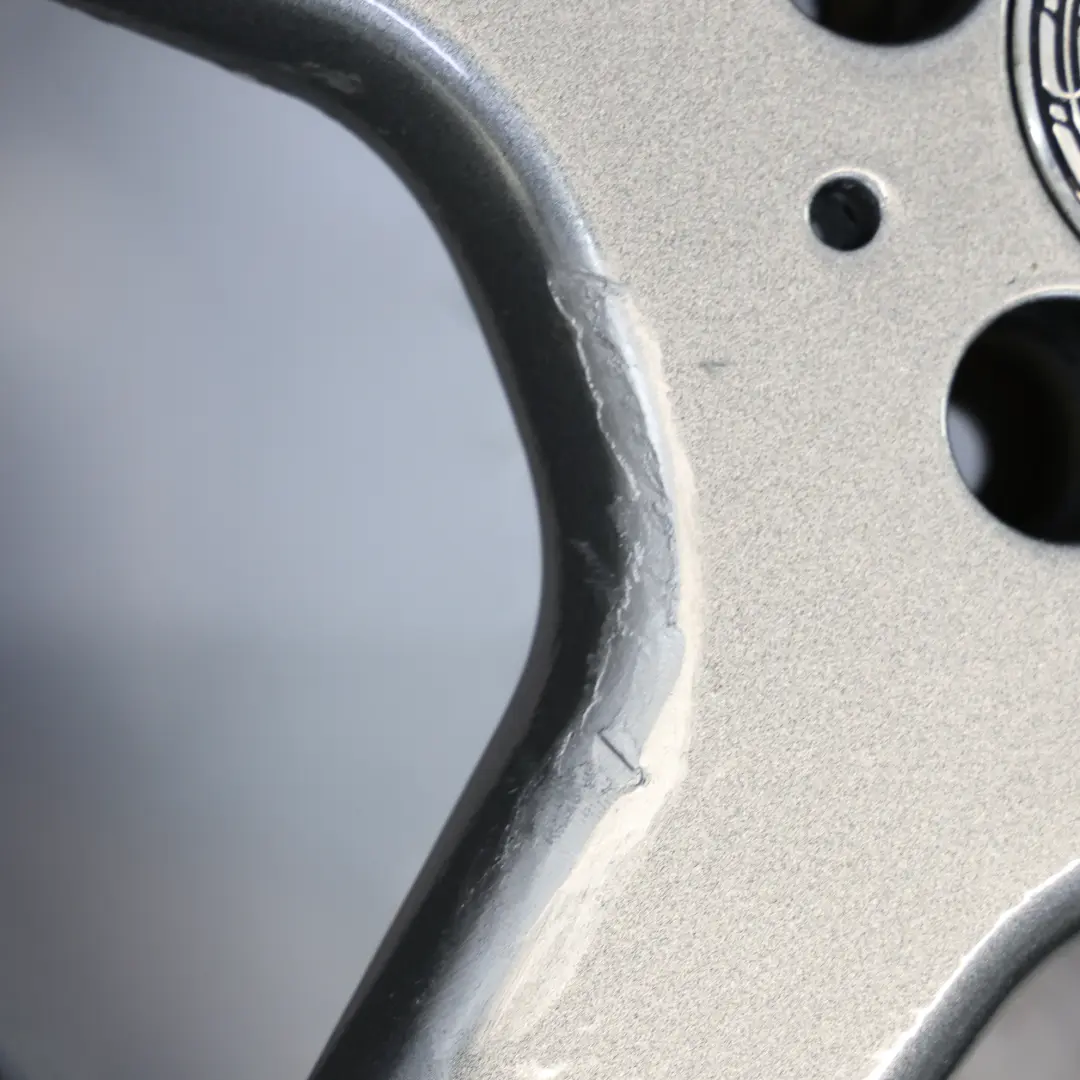 Vorderrad Felge 18" 8.5J ET:30 Sternspeiche für Mercedes SL R230 AMG mit Teilenummer A2304012002 Mercedes SL R230 AMG Vorderrad Felge 18" 8.5J ET:30 Sternspeiche - SKU A2304012002-1 - Teilenummer A2304012002