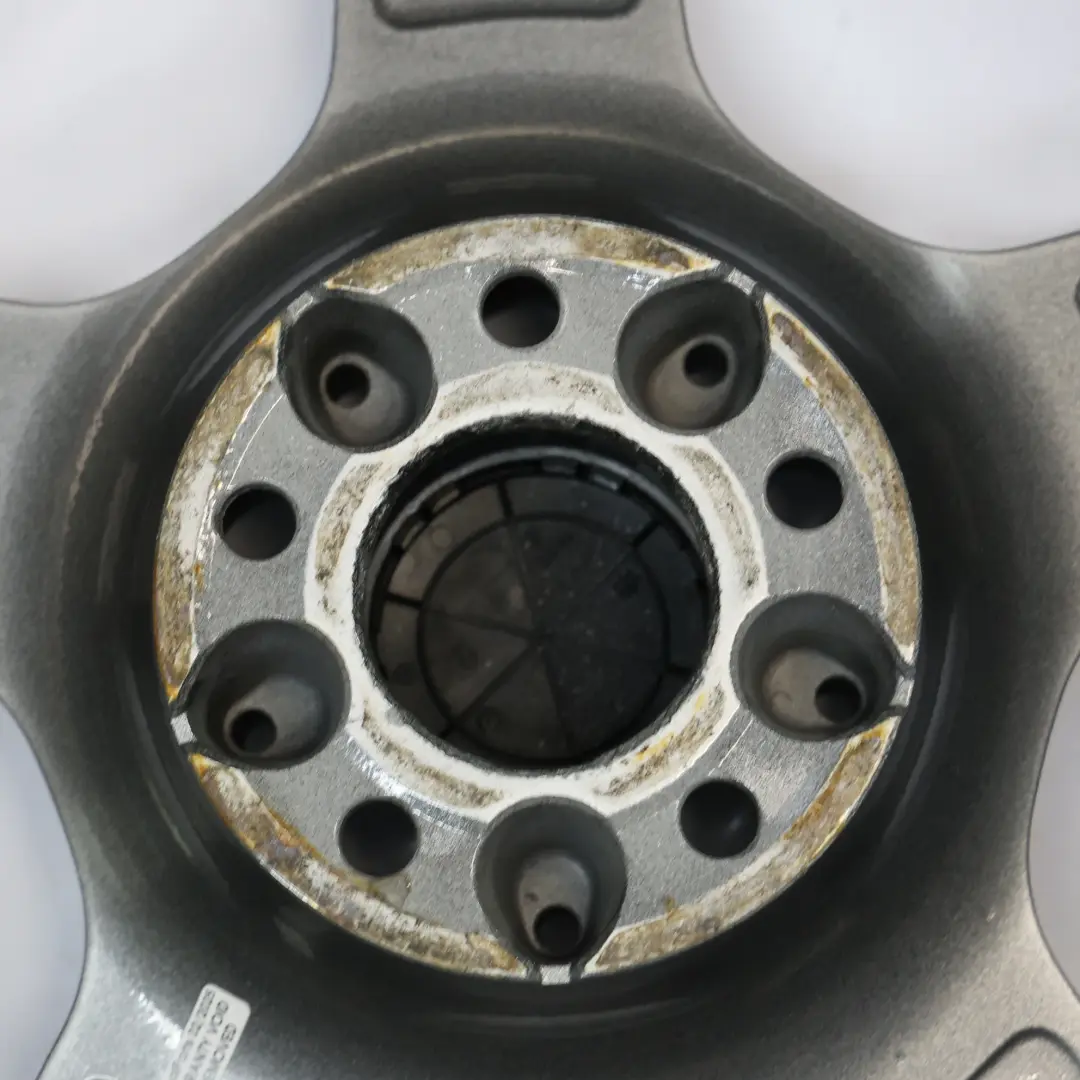 Leichtmetallfelge 18" 9.5J ET:33 Sternspeiche für Mercedes SL R230 AMG mit Teilenummer A2304012102 Mercedes SL R230 AMG Leichtmetallfelge 18" 9.5J ET:33 Sternspeiche - SKU A2304012102-1 - Teilenummer A2304012102