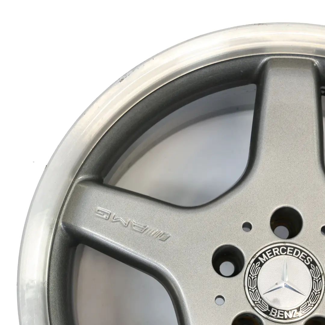 Leichtmetallfelge 18" 9.5J ET:33 Sternspeiche für Mercedes SL R230 AMG mit Teilenummer A2304012102 Mercedes SL R230 AMG Leichtmetallfelge 18" 9.5J ET:33 Sternspeiche - SKU A2304012102-1 - Teilenummer A2304012102
