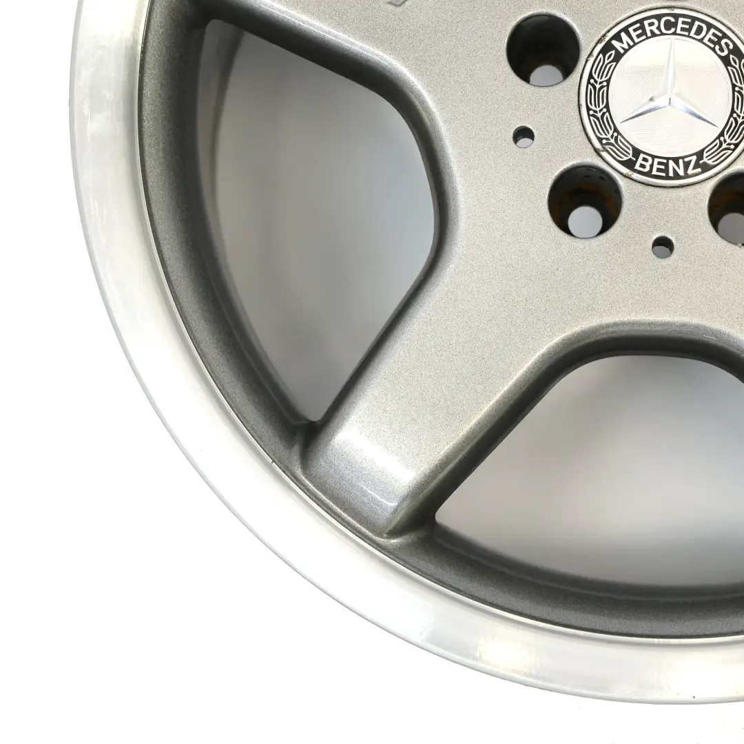 Mercedes SL R230 AMG Jante Alliage 18" 9.5J ET:33 À Rayons Étoilés - SKU A2304012102-1 - Numéro de pièce A2304012102