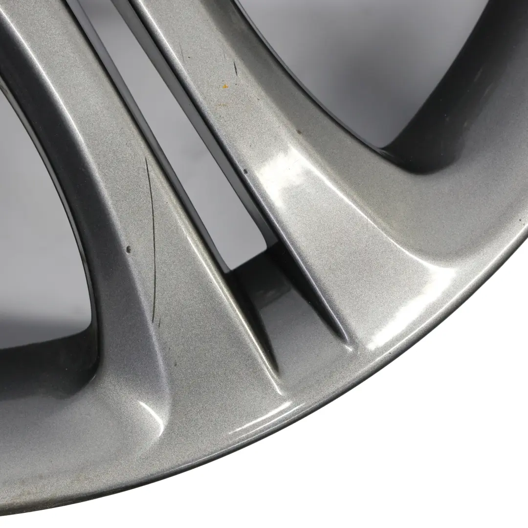 Felga Aluminiowa Szara 17" 7.5J ET:52.5 do Mercedes W176 W246 o numerze A2464011002 Mercedes W176 W246 Felga Aluminiowa Szara 17" 7.5J ET:52.5 - SKU A2464011002-4 - Numer Części A2464011002