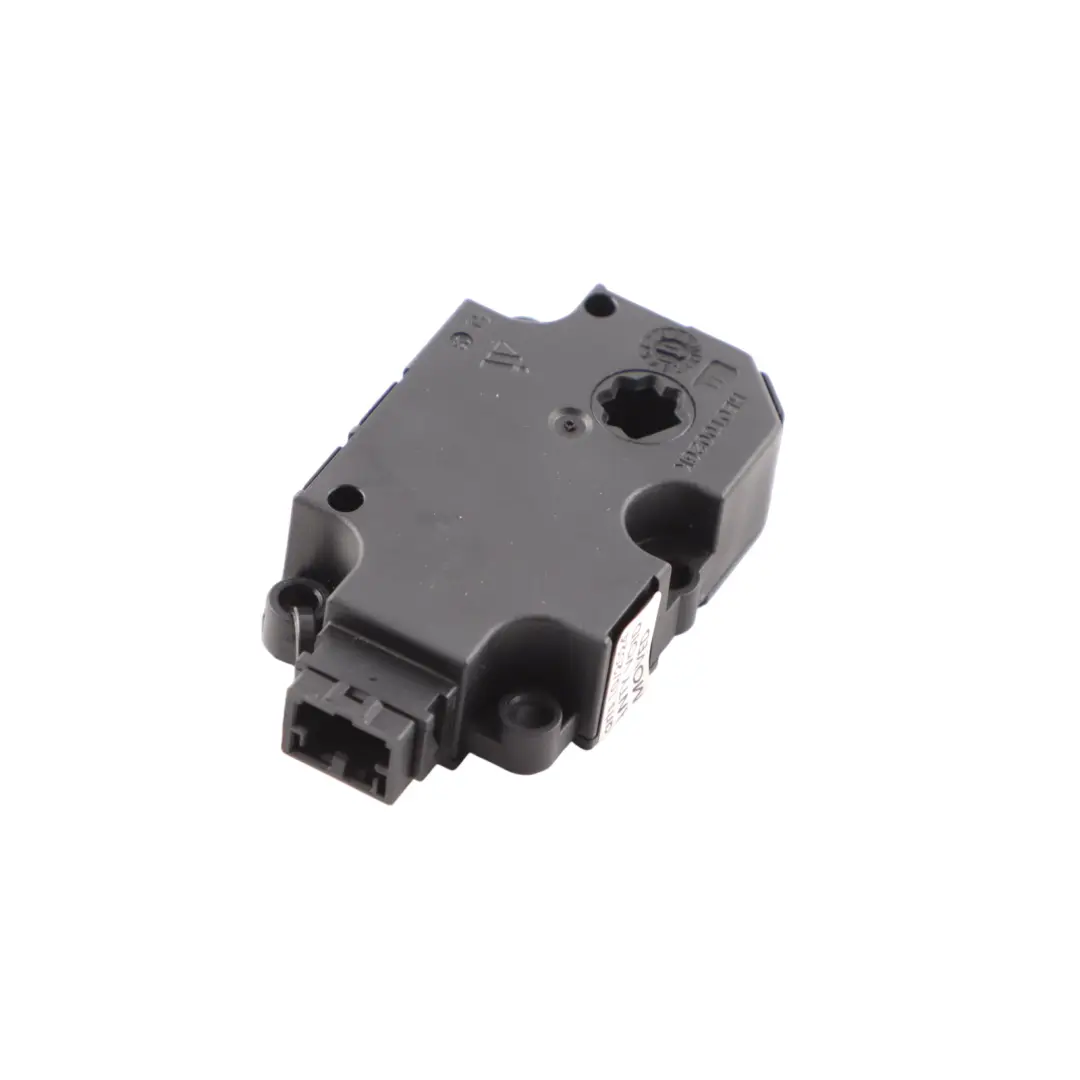 Heizungsmatrix Klappen Steuerung Motor Einheit CZ113930-0856 für Mercedes W176 mit Teilenummer A2469064400 Mercedes W176 Heizungsmatrix Klappen Steuerung Motor Einheit CZ113930-0856 - SKU A2469064400-1 - Teilenummer A2469064400