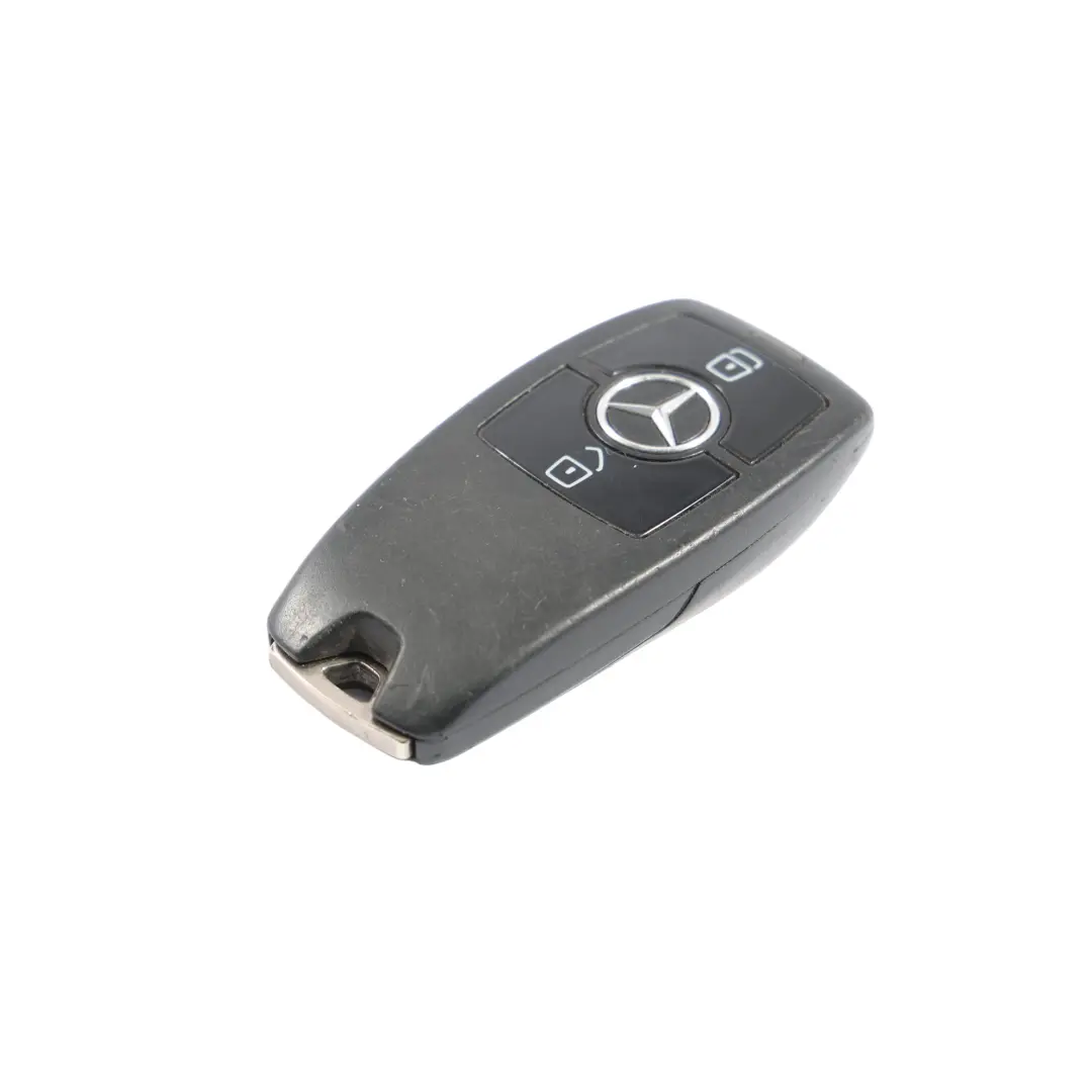 Mercedes W906 Funkfern Bedienung Alarm Schlüssel Anhänger Taste - SKU A2479052607 - Teilenummer A2479052607