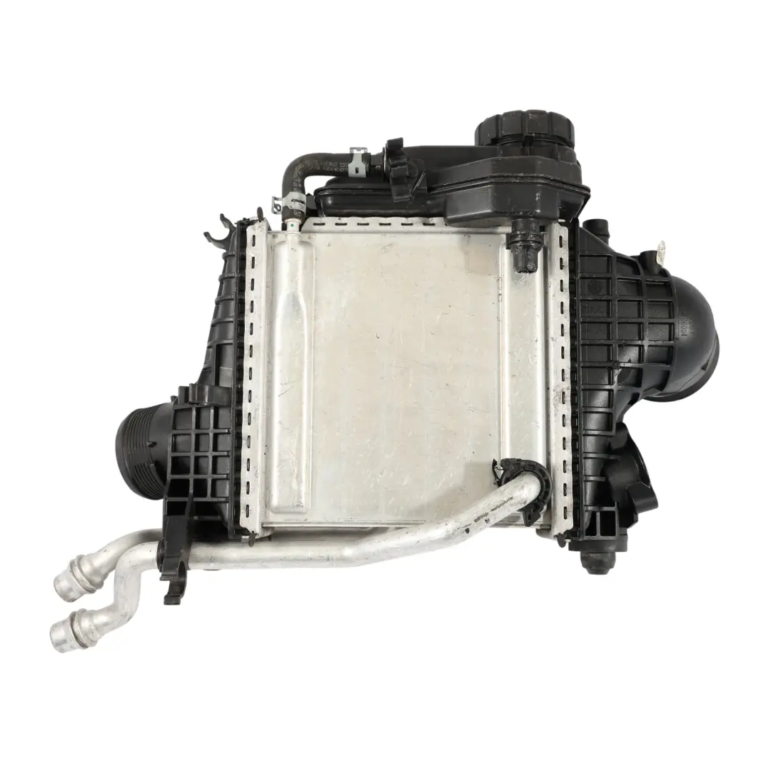 M260 Refroidisseur Air Suralimentation pour Mercedes W177 AMG A35 à propos du numéro de pièce A2600903100 Mercedes W177 AMG A35 M260 Refroidisseur Air Suralimentation - SKU A2600903100-3 - Numéro de pièce A2600903100