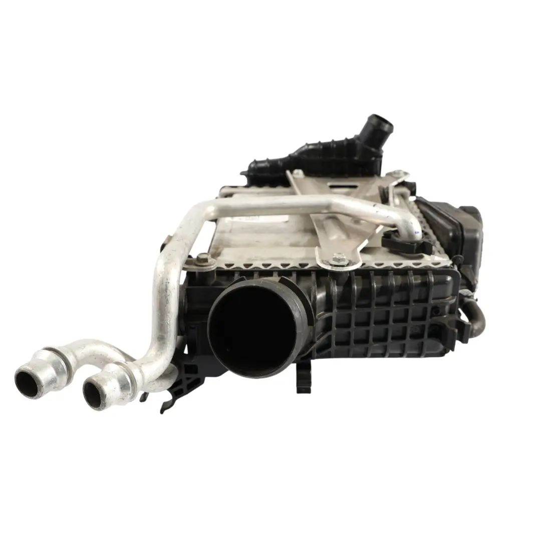 M260 Refroidisseur Air Suralimentation pour Mercedes W177 AMG A35 à propos du numéro de pièce A2600903100 Mercedes W177 AMG A35 M260 Refroidisseur Air Suralimentation - SKU A2600903100-3 - Numéro de pièce A2600903100