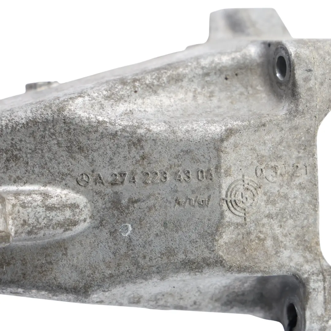 Support Mercedes W204 W205 W212 C218 Mount Holder Right O/S to Engine with Part number A2742234304 Engine Support Mercedes W204 W205 W212 C218 Mount Holder Right O/S - SKU A2742234304 - Part number A2742234304