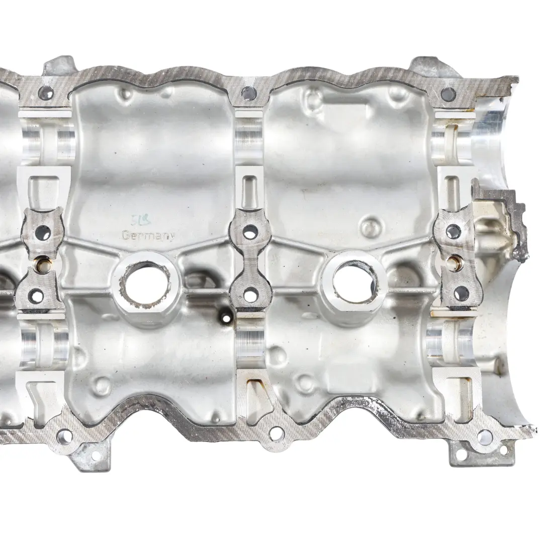Mercedes W205 W213 A238 M276 3.0 Benzyna Pokrywa Zaworów Prawa A2760161200 - SKU A2760102513-1 - Numer Części A2760102513