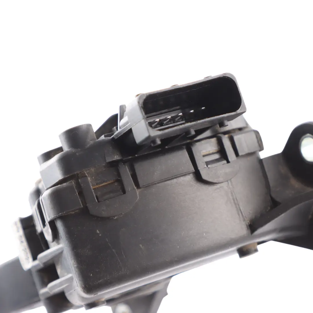 Mercedes W470 Accelerator Throttle Pedal Sensor X-Class - SKU A4703000100 - Part number A4703000100