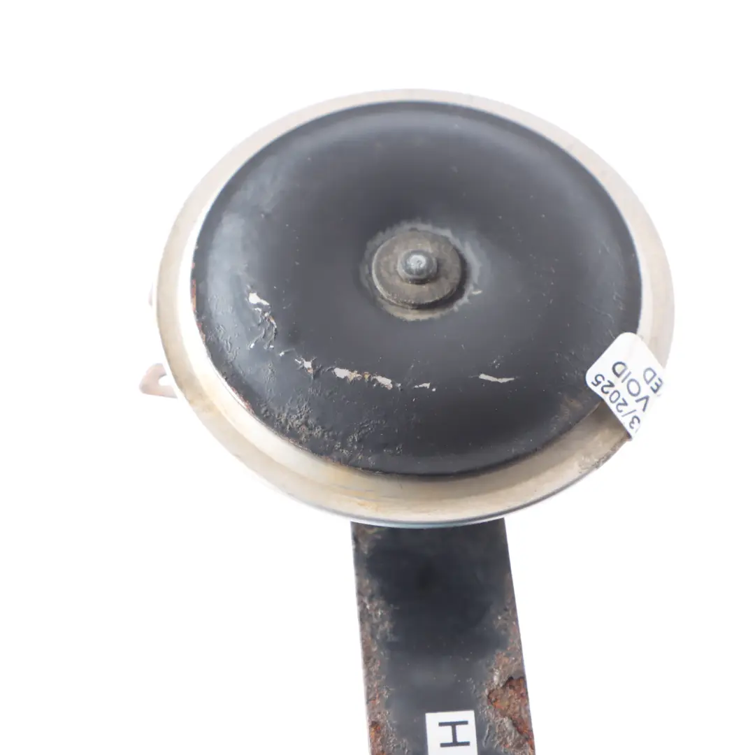 W470 Horn Sound Signal Fanfare Alarm Low Tone Siren to Mercedes with Part number A4705402202 Mercedes W470 Horn Sound Signal Fanfare Alarm Low Tone Siren - SKU A4705402202 - Part number A4705402202