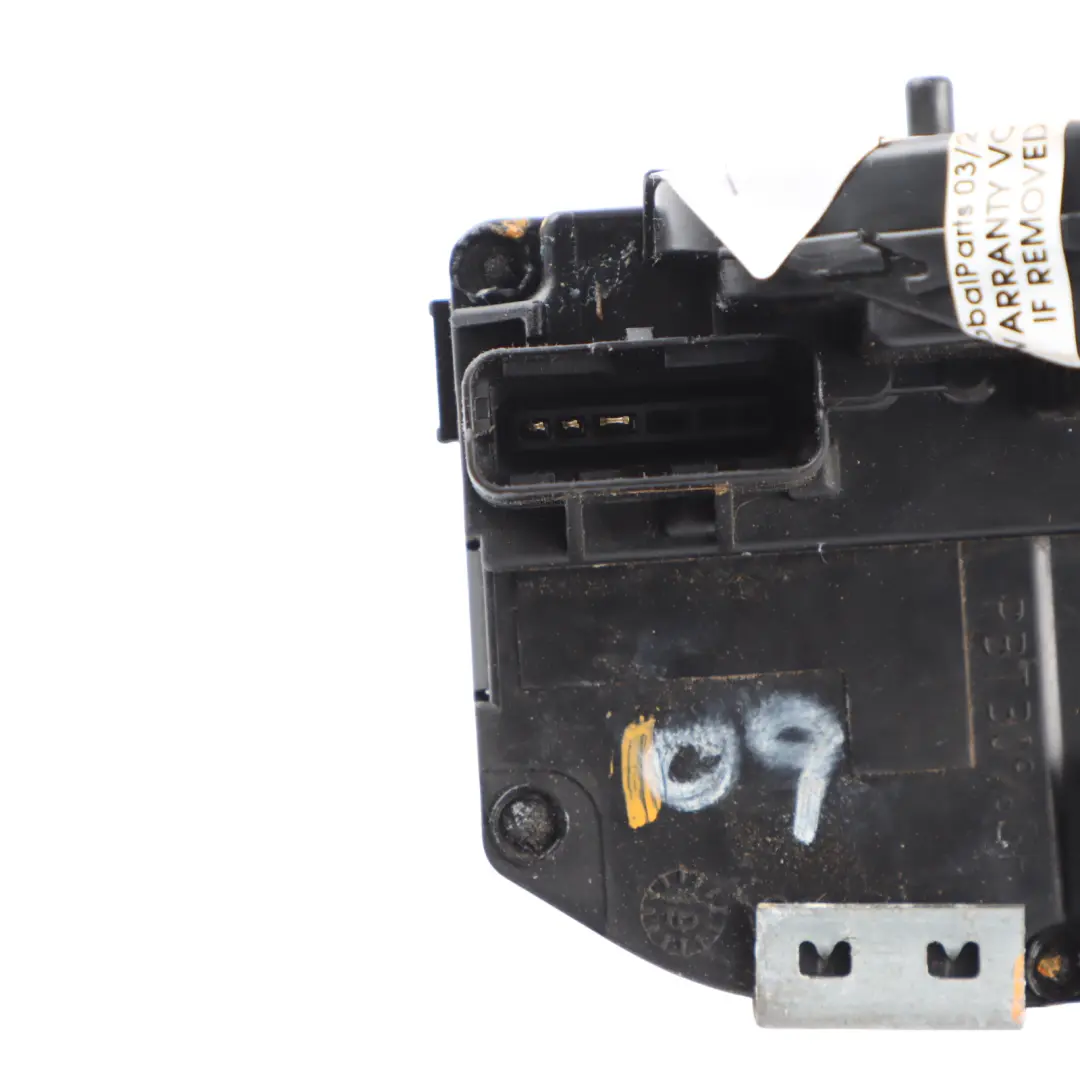 W470 Door Lock Latch Mechanism Actuator Rear Left N/S to Mercedes with Part number A4707300500 Mercedes W470 Door Lock Latch Mechanism Actuator Rear Left N/S - SKU A4707300500 - Part number A4707300500