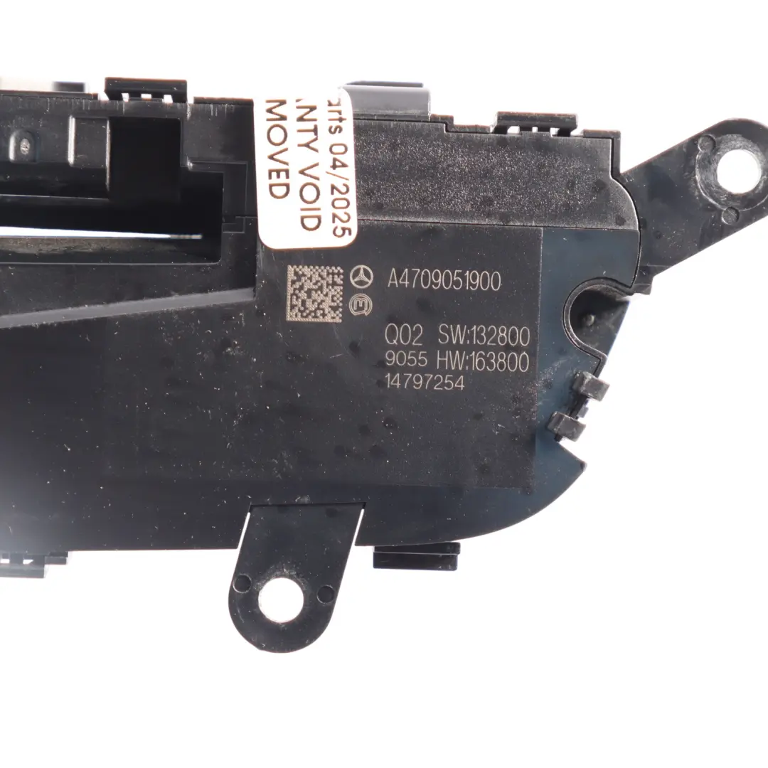  Switch Panel Mercedes W470 Centre Console Radio Hazard Lights Switch - SKU A4709051900 - Part number A4709051900