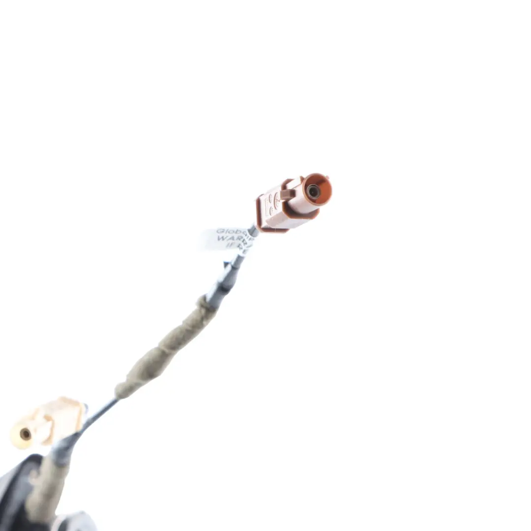 W470 Top Roof Base Antena Aerial to Mercedes with Part number A4709053600 Mercedes W470 Top Roof Base Antena Aerial - SKU A4709053600 - Part number A4709053600