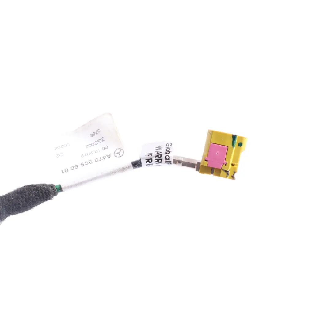 W470 Bluetooth Aerial Antenna Module to Mercedes with Part number A4709055001 Mercedes W470 Bluetooth Aerial Antenna Module - SKU A4709055001 - Part number A4709055001