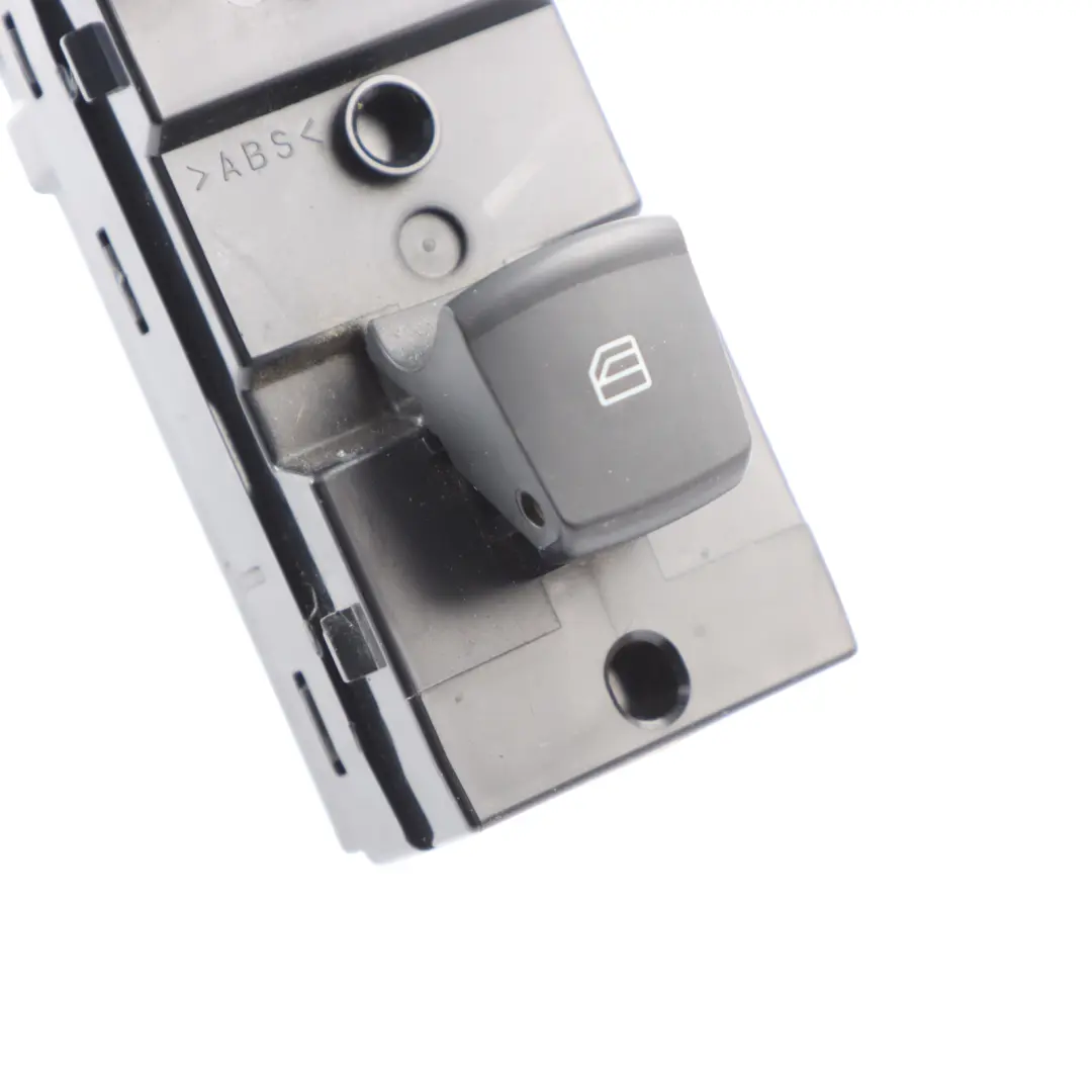 W470 Fensterheberschalter Knopf Hinten Links Rechts für Mercedes mit Teilenummer A4709059400 Mercedes W470 Fensterheberschalter Knopf Hinten Links Rechts - SKU A4709059400 - Teilenummer A4709059400