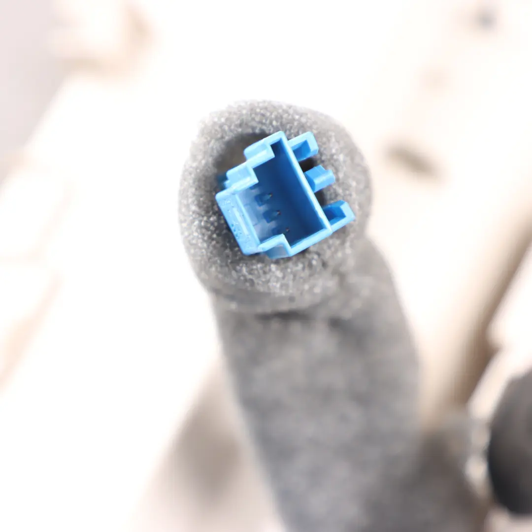 W470 Headliner Courtesy Roof Inner Reading Light Lamp Panel to Mercedes with Part number A4709063500 Mercedes W470 Headliner Courtesy Roof Inner Reading Light Lamp Panel - SKU A4709063500 - Part number A4709063500