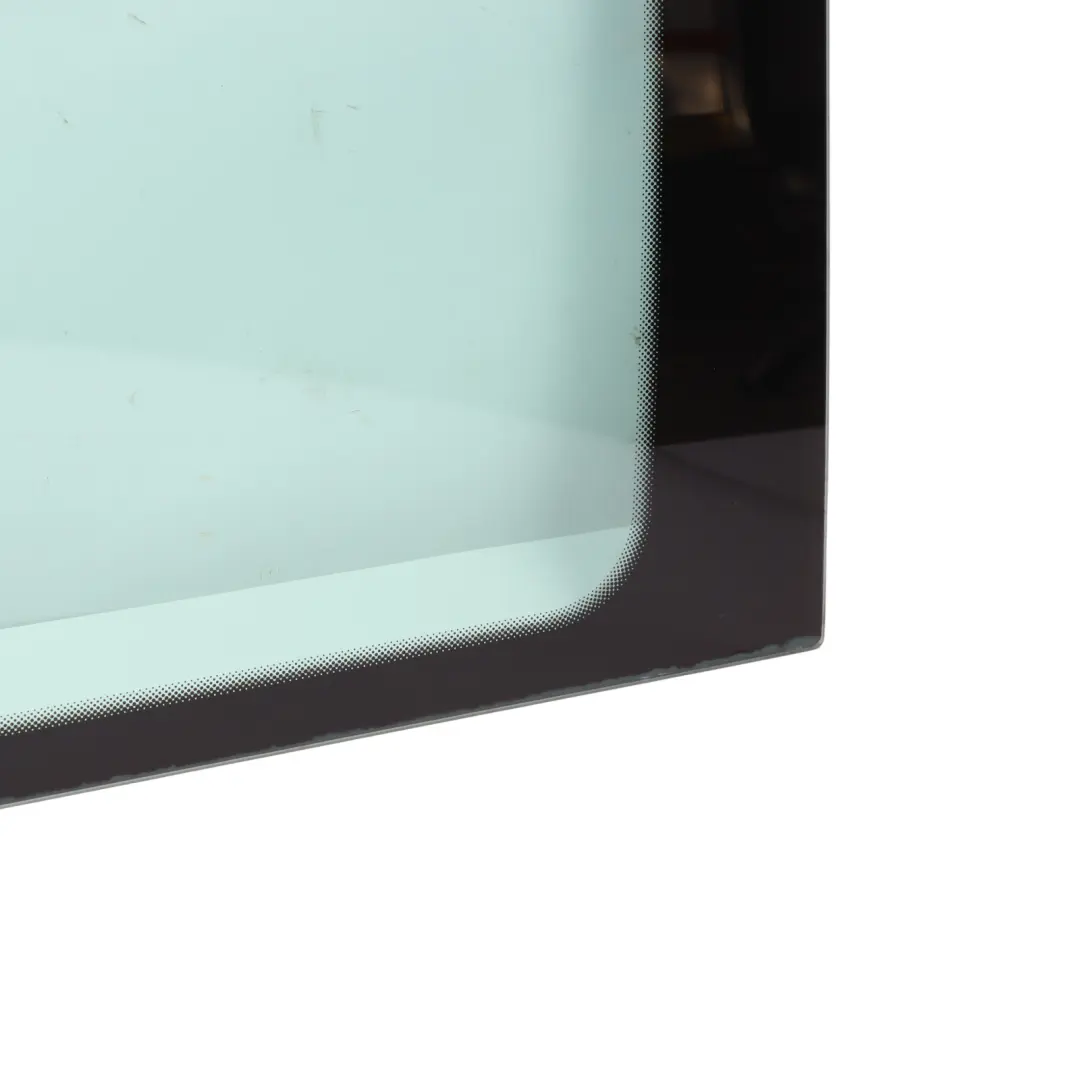 Door Right O/S Window Glass Quarter AS2 to Mercedes Vito W639 Rear with Part number A6396721513 Mercedes Vito W639 Rear Door Right O/S Window Glass Quarter AS2 - SKU A6396721513 - Part number A6396721513