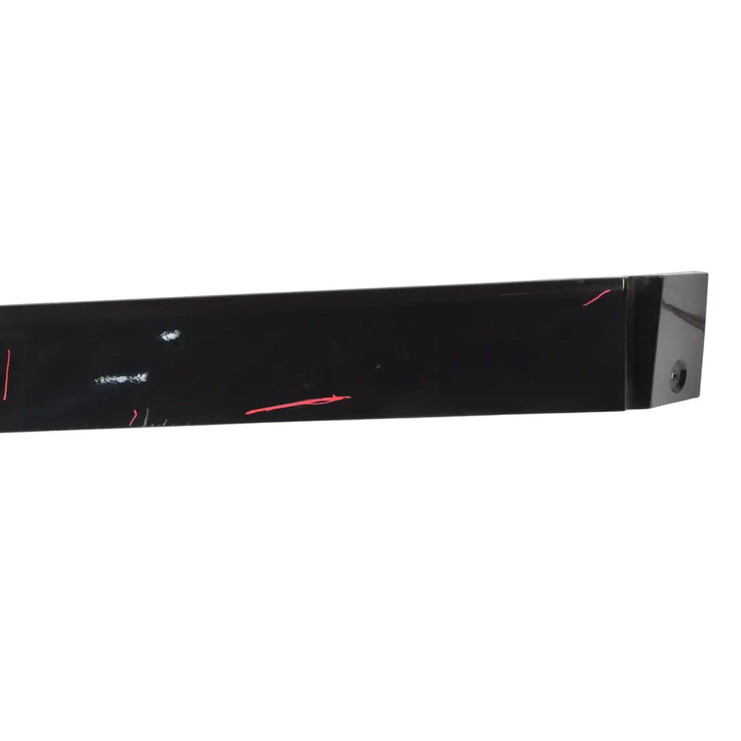 Moldura Riel Puerta Corredera Izquierda Negro Obsidiana para Mercedes Vito W639 con número de pieza A6396913208 Mercedes Vito W639 Moldura Riel Puerta Corredera Izquierda Negro Obsidiana - SKU A6396913208-OB - Número de pieza A6396913208