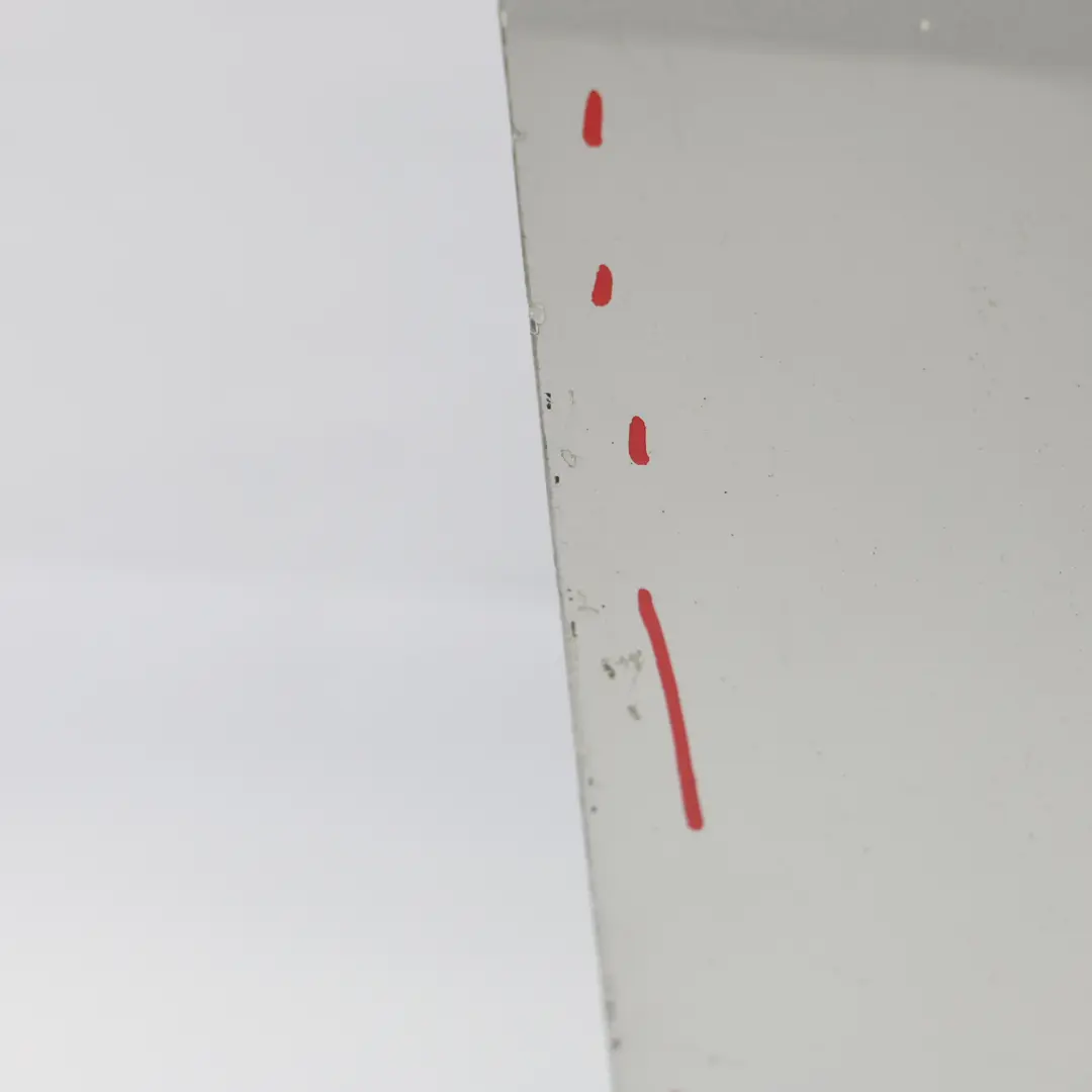 Drzwi Prawe Przednie Brilliant Silver Metalik - 9744 do Mercedes Vito W639 o numerze A6397201105 Mercedes Vito W639 Drzwi Prawe Przednie Brilliant Silver Metalik - 9744 - SKU A6397201105-BRS1 - Numer Części A6397201105