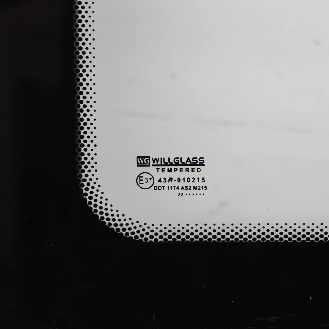 Drzwi Przesuwne Boczne Prawy Tył Brilliant Silver 9744 do Mercedes Vito W639 o numerze A6397302605 Mercedes Vito W639 Drzwi Przesuwne Boczne Prawy Tył Brilliant Silver 9744 - SKU A6397302605-BRS - Numer Części A6397302605