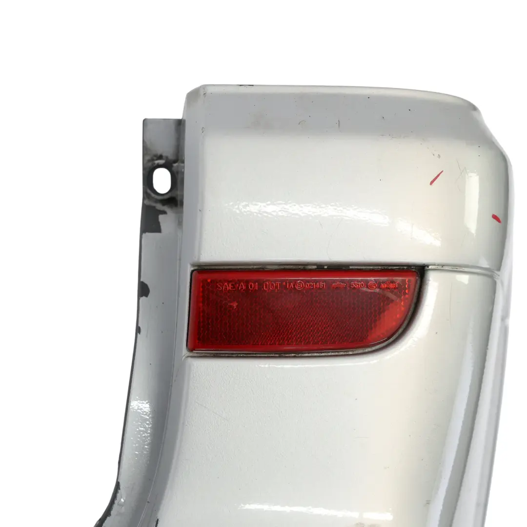 Stoßstange Hinten Rechts Eckverkleidung Brillant Silber 9744 für Mercedes Vito W639 mit Teilenummer A6398801571 Mercedes Vito W639 Stoßstange Hinten Rechts Eckverkleidung Brillant Silber 9744 - SKU A6398801571-BRS - Teilenummer A6398801571