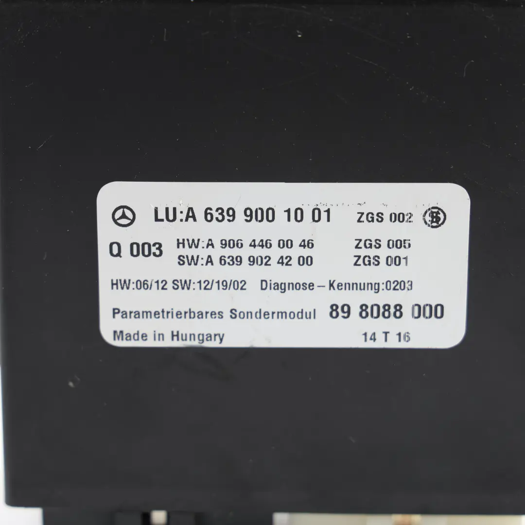 Mercedes W639 PDC Parking Park Sensor Distance Control Module A9064460046 - SKU A6399001001 - Part number A6399001001