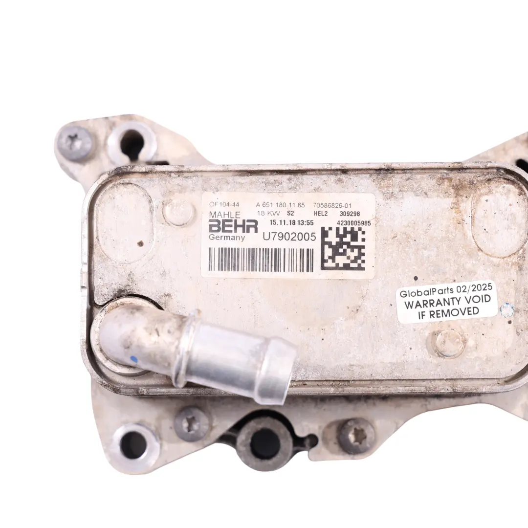 Mercedes W906 Radiatore Radiatore Olio Staffa Filtro Olio Diesel - SKU A6511801310 - Numero di parte A6511801310