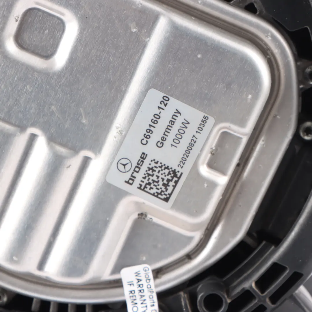 Radiator Fan Engine Blower Bracket 1000W to Mercedes W910 with Part number A9079064600 Mercedes W910 Radiator Fan Engine Blower Bracket 1000W - SKU A9079064600 - Part number A9079064600