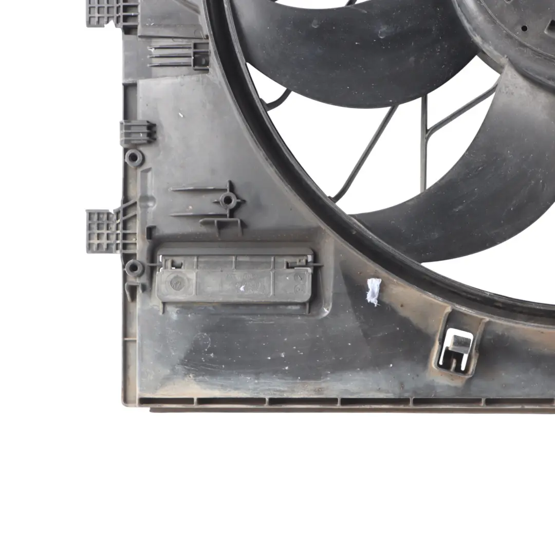 Radiator Fan Engine Blower Bracket 1000W to Mercedes W910 with Part number A9079064600 Mercedes W910 Radiator Fan Engine Blower Bracket 1000W - SKU A9079064600 - Part number A9079064600