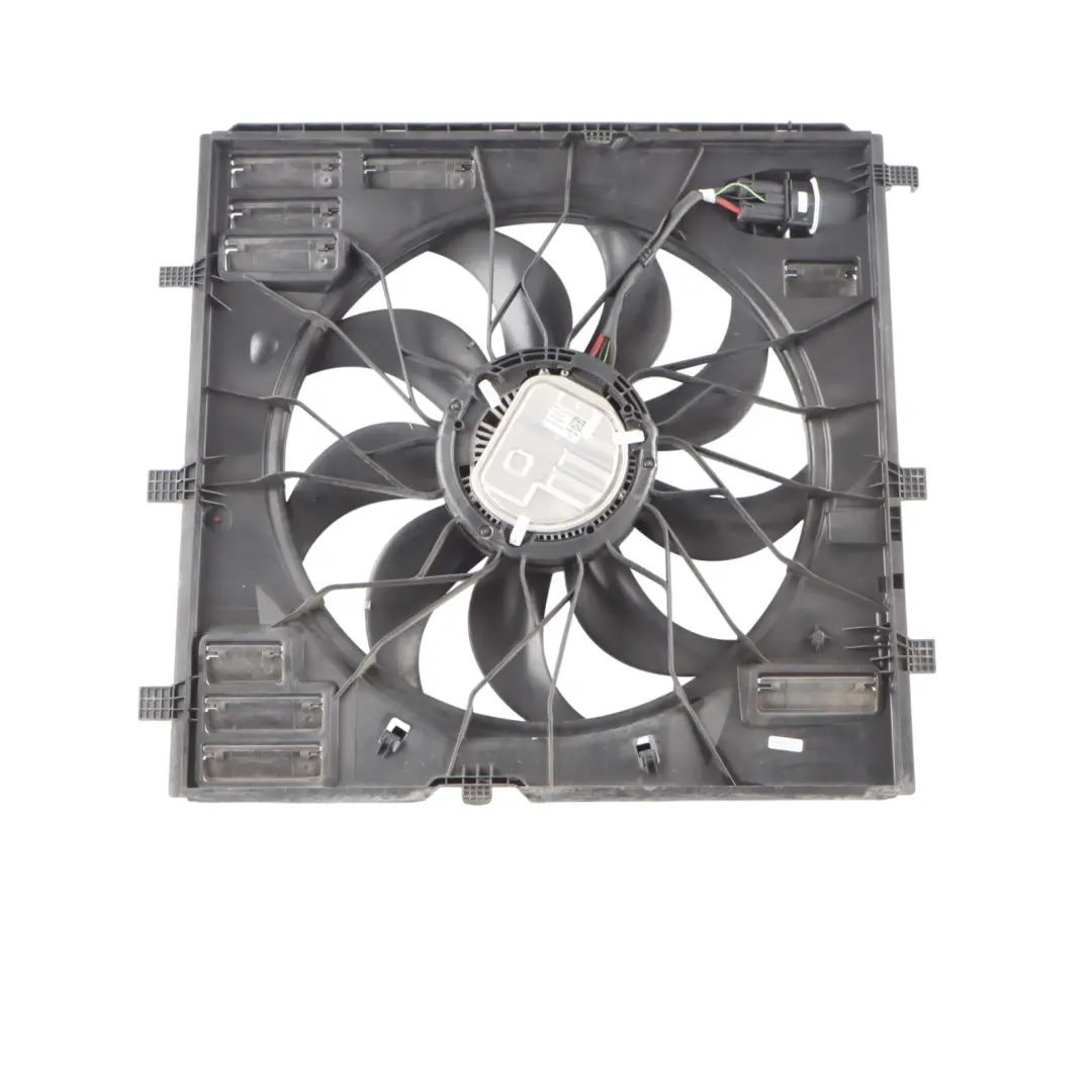 Radiator Fan Engine Blower Bracket 1000W to Mercedes W910 with Part number A9079064600 Mercedes W910 Radiator Fan Engine Blower Bracket 1000W - SKU A9079064600 - Part number A9079064600