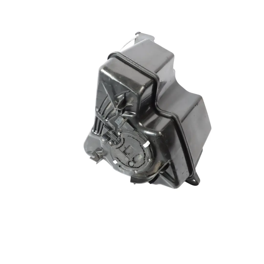 Additive Tank Mercedes Sprinter W907 W910 AdBlue Diesel Tank to with Part number A9104706900 Additive Tank Mercedes Sprinter W907 W910 AdBlue Diesel Tank - SKU A9104706900 - Part number A9104706900