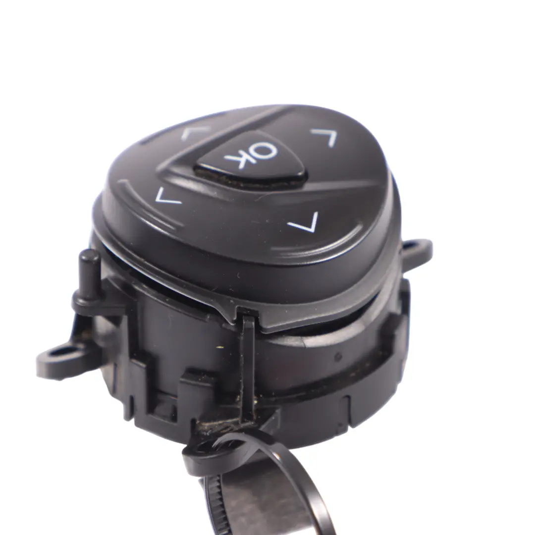 Ford Transit Mk8 Interrupteur Multifonction Garniture Volant - SKU AM5T14K147AA - Numéro de pièce AM5T14K147AA
