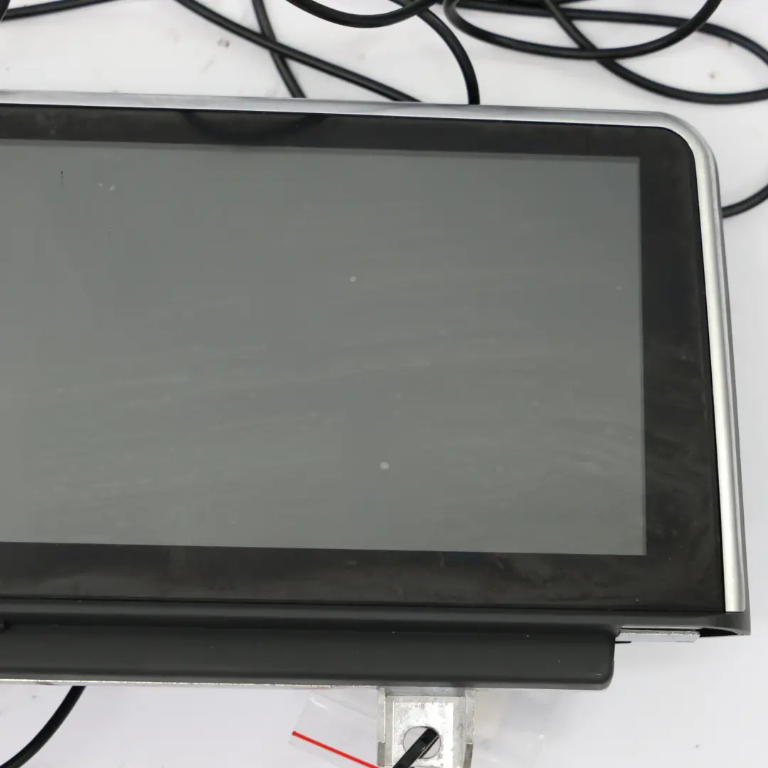 BMW X1 E84 Radio Navigation Head Unit Android CarPlay Display 10.25 XRC8667 - SKU E84-ANDROID-SCREEN-XRC8667 - Part number E84-ANDROID-SCREEN