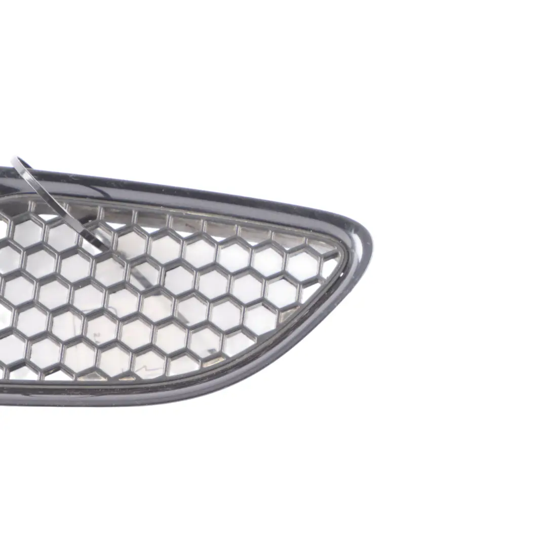 Front Grille BMW E90 E92 M3 Trim Right O/S Frame Hood Jerezschwarz Black - A73 to with Part number P0036358 Front Grille BMW E90 E92 M3 Trim Right O/S Frame Hood Jerezschwarz Black - A73 - SKU P0036358-JEREZ - Part number P0036358