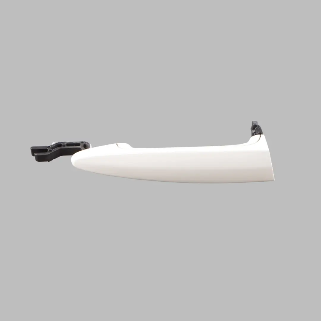 Grab Handle Front Right O/S Door Alpinweiss Alpine White 300 to BMW F30 F31 with Part number 0445184 BMW F30 F31 Grab Handle Front Right O/S Door Alpinweiss Alpine White 300 - SKU RHD-0445184-AW1 - Part number 0445184
