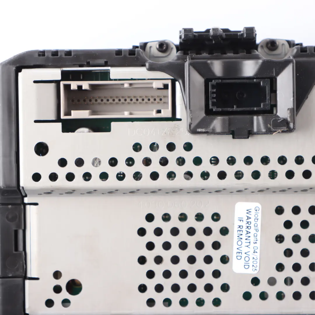 Instrument Cluster Speedometer Automatic Gearbox to Audi A8 4H 3.0 TDI with Part number 4H0920910P Audi A8 4H 3.0 TDI Instrument Cluster Speedometer Automatic Gearbox - SKU RHD-4H0920910P - Part number 4H0920910P