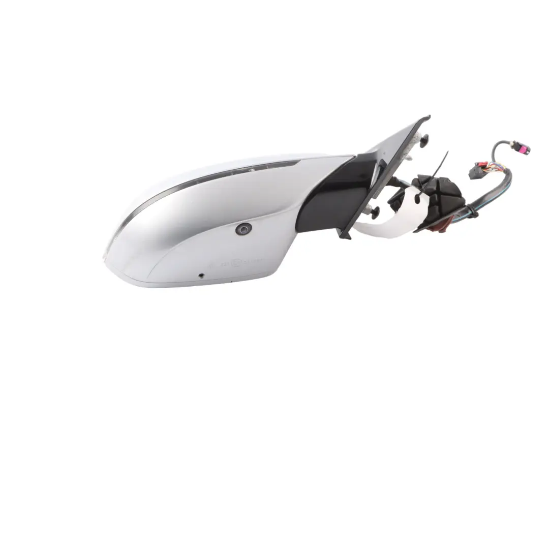 Mirror Wing Electric Power Fold Right O/S Foil Silver Z7G to Audi A8 D4 with Part number 4H2857410N Audi A8 D4 Mirror Wing Electric Power Fold Right O/S Foil Silver Z7G - SKU RHD-4H2857410N-FSI - Part number 4H2857410N