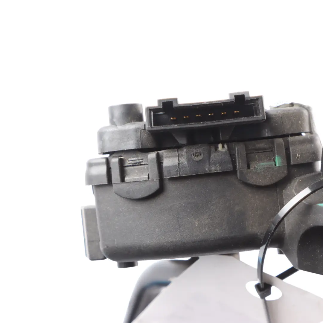 Throttle Pedal Accelerator Gas Assembly Unit to Audi A4 B6 with Part number 8E2721523H Audi A4 B6 Throttle Pedal Accelerator Gas Assembly Unit - SKU RHD-8E2721523H - Part number 8E2721523H