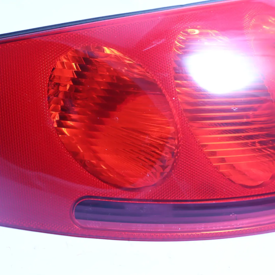 Audi TT 8N Rear Light Lamp Trunk Lid Boot Tailgate Left N/S - SKU RHD-8N0945095A - Part number 8N0945095A