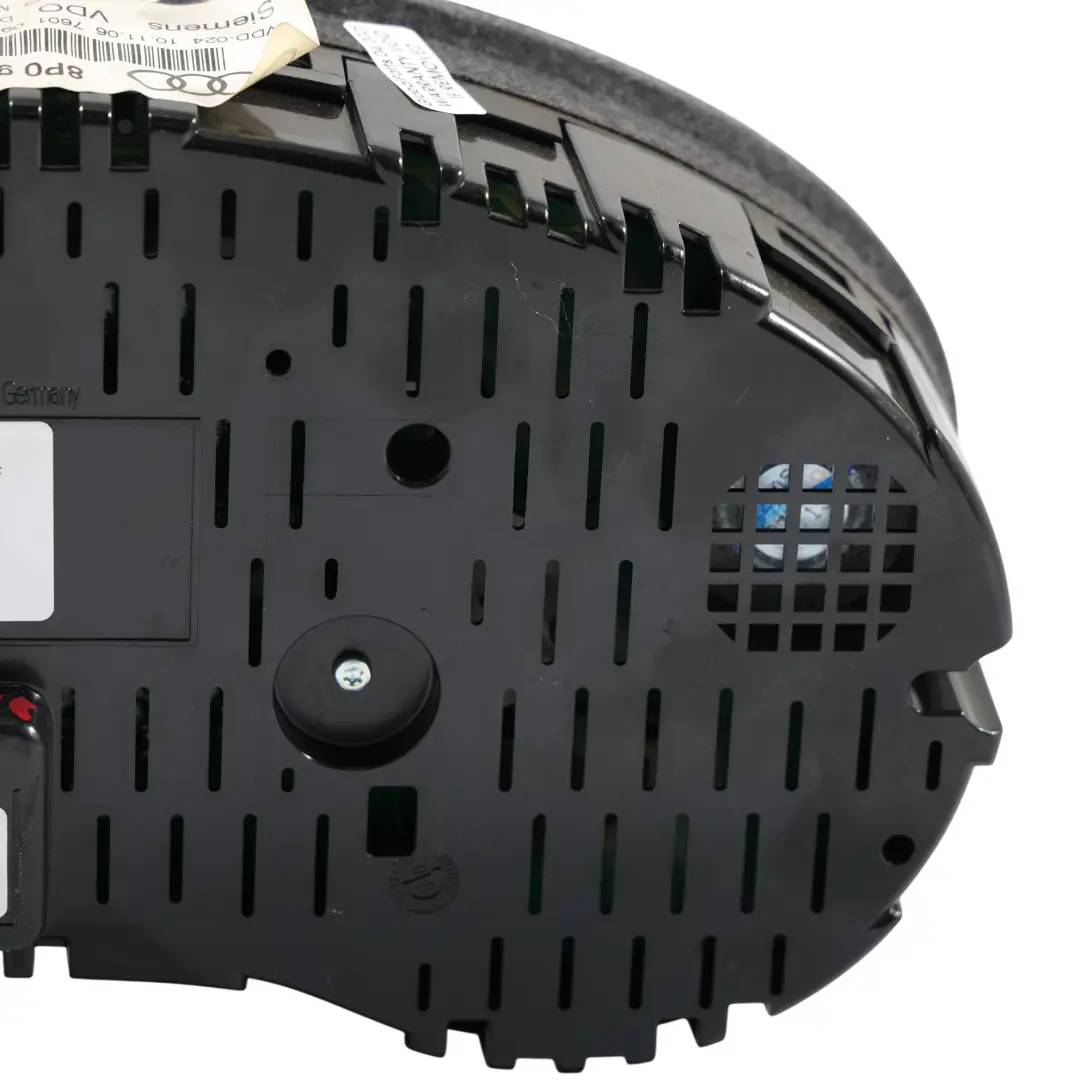 Instrument Cluster Diesel Speedo Clocks Meter Automatic to Audi A3 8P with Part number 8P0920981F Audi A3 8P Instrument Cluster Diesel Speedo Clocks Meter Automatic - SKU RHD-8P0920981F - Part number 8P0920981F