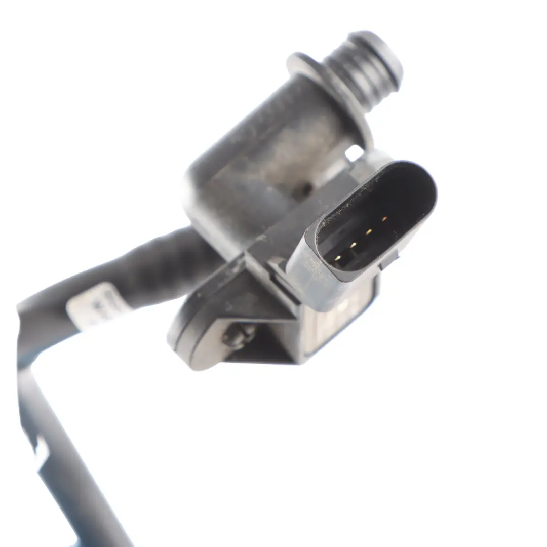 Vacuum Pressure MAP Sensor Hose Line Tube Pipe to Audi Q5 8R with Part number 8R2611931B Audi Q5 8R Vacuum Pressure MAP Sensor Hose Line Tube Pipe - SKU RHD-8R2611931B - Part number 8R2611931B