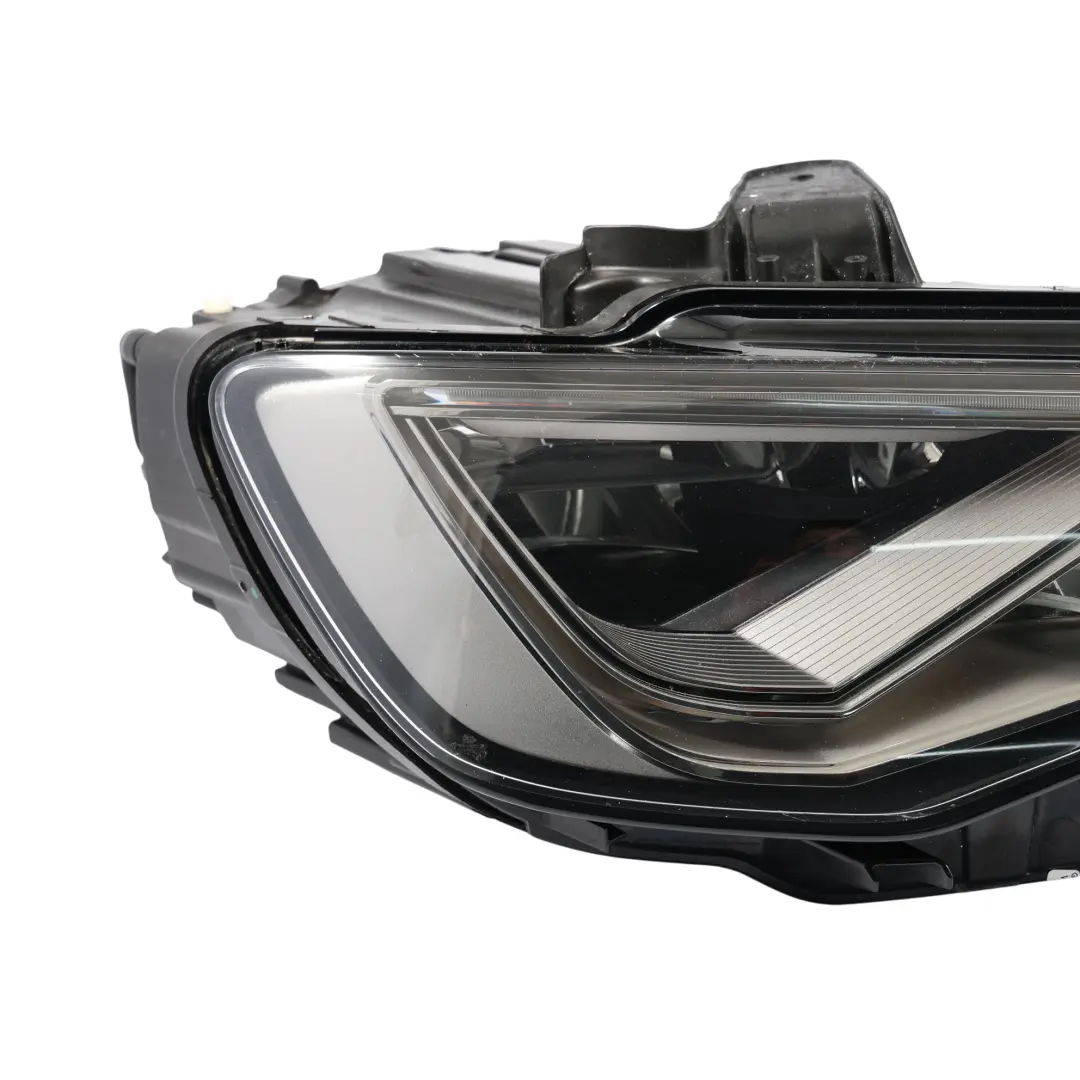 Front Headlight Headlamp LED Matrix Right O/S to Audi A3 S3 RS3 8V with Part number 8V0941034A Audi A3 S3 RS3 8V Front Headlight Headlamp LED Matrix Right O/S - SKU RHD-8V0941034A - Part number 8V0941034A