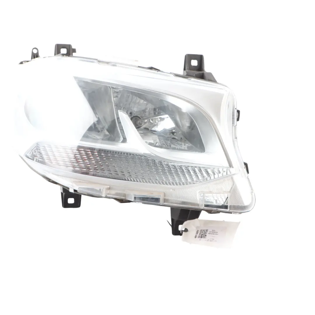 W907 W910 Headlamp Front Light Lamp Halogen Right O/S to Mercedes with Part number A9109060300 Mercedes W907 W910 Headlamp Front Light Lamp Halogen Right O/S - SKU RHD-A9109060300 - Part number A9109060300