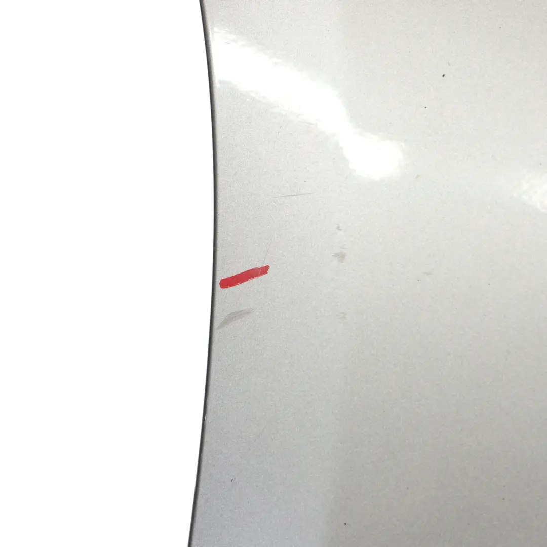 Pannello Destro Gonna Di Davanzale Sterlinggrau Metallic - 472 per BMW Z4 E85 E86 con numero di parte 0031108 BMW Z4 E85 E86 Pannello Destro Gonna Di Davanzale Sterlinggrau Metallic - 472 - SKU 0031108-STG - Numero di parte 0031108