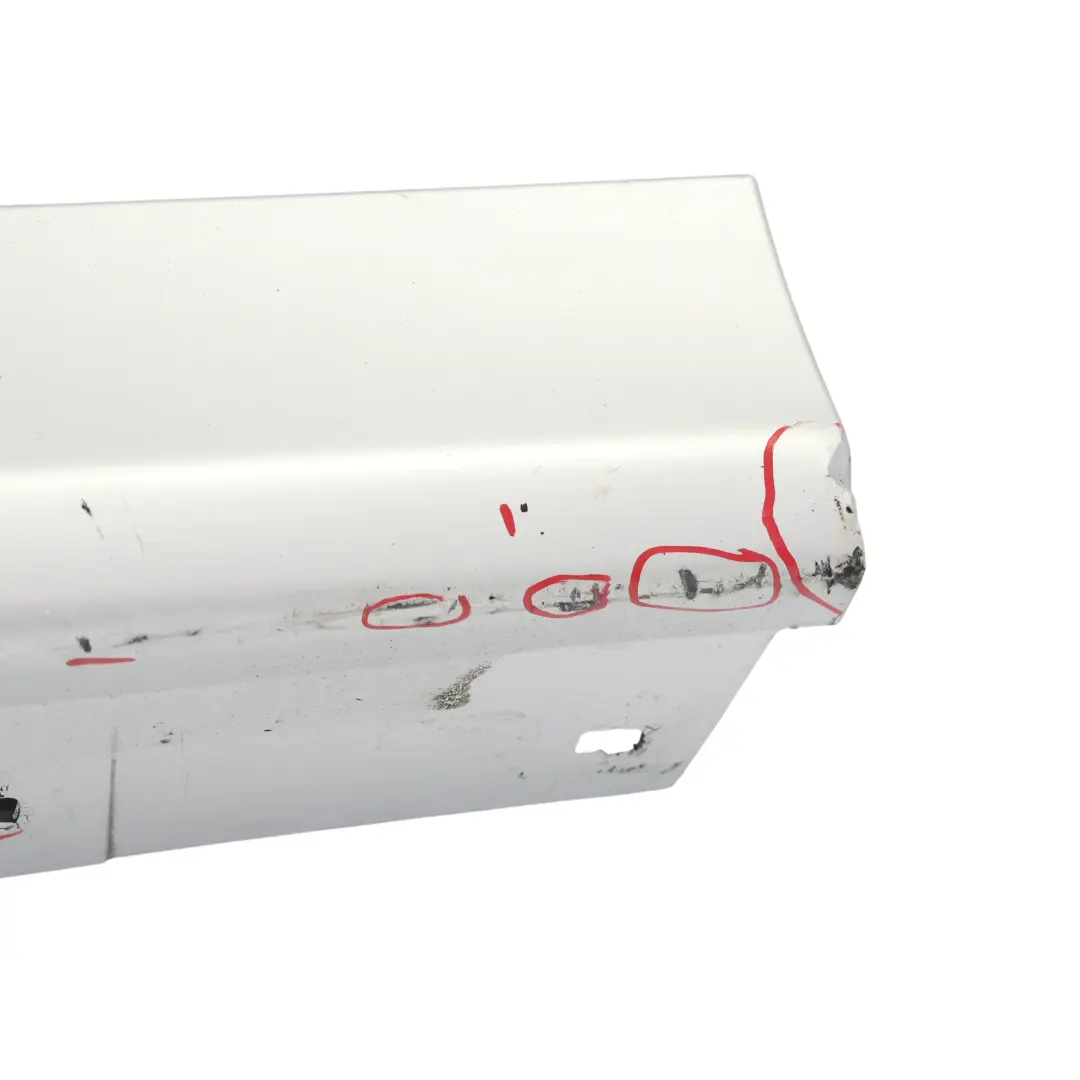 Próg Prawy Listwa Progowa Nakładka Titansilber Metalik - 354 do BMW E90 E91 o numerze 0032950 BMW E90 E91 Próg Prawy Listwa Progowa Nakładka Titansilber Metalik - 354 - SKU 0032950-TS - Numer Części 0032950