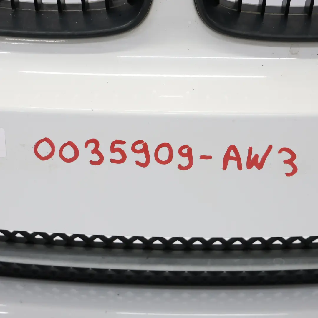 Zderzak Przedni Alpinweiss 3 Biały - 300 do BMW E81 E87 LCI o numerze 0035909 BMW E81 E87 LCI Zderzak Przedni Alpinweiss 3 Biały - 300 - SKU 0035909-AW3 - Numer Części 0035909