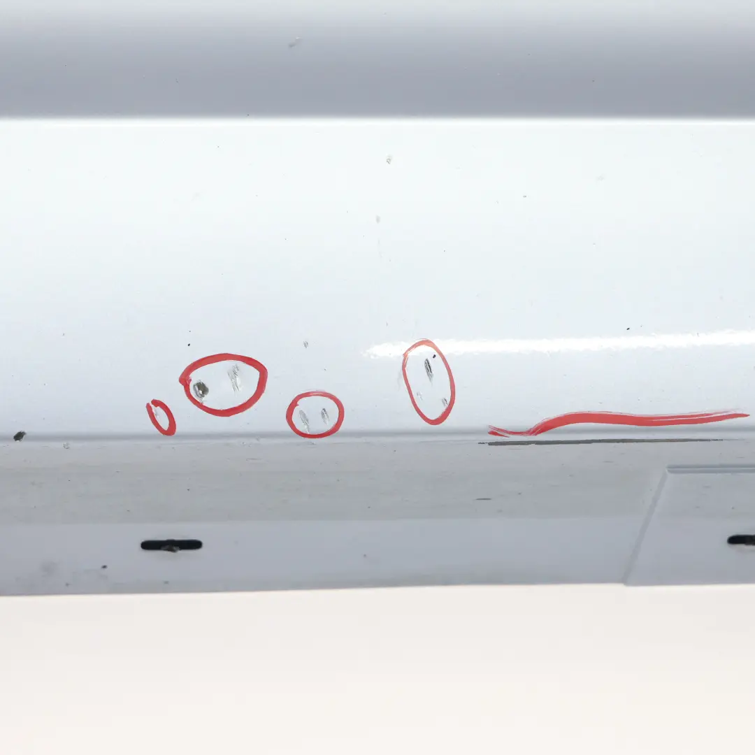 Faldón Lateral BMW E90 E91 LCI Listón de umbral Derecho Bluewater Metallic - 896 para con número de pieza 0037060 Faldón Lateral BMW E90 E91 LCI Listón de umbral Derecho Bluewater Metallic - 896 - SKU 0037060-WB1 - Número de pieza 0037060