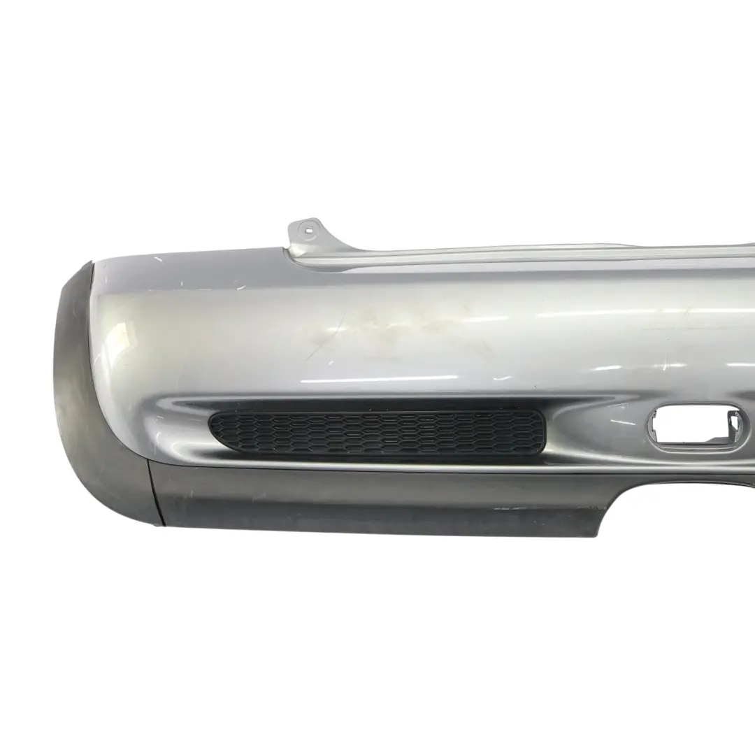 Heckstoßstange Cooper S Panel Dark Silver Silber Metallic - 871 für Mini R53 mit Teilenummer 0138862 Mini R53 Heckstoßstange Cooper S Panel Dark Silver Silber Metallic - 871 - SKU 0138862-DS - Teilenummer 0138862