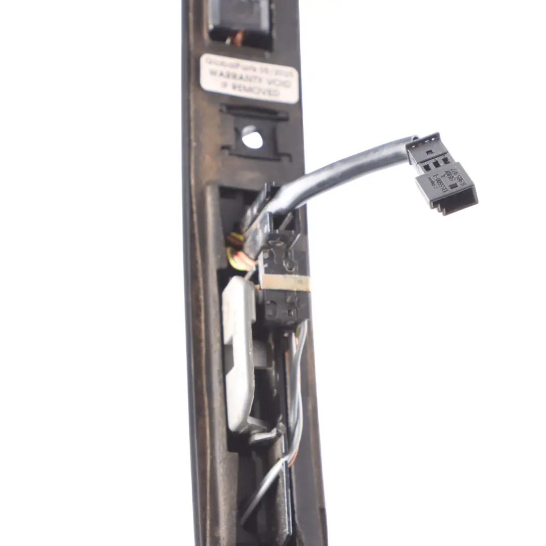 Poignée de coffre de hayon arrière apprêtée pour Mini Cooper R50 R52 R53 à propos du numéro de pièce 0148454 Mini Cooper R50 R52 R53 Poignée de coffre de hayon arrière apprêtée - SKU 0148454-PRIM - Numéro de pièce 0148454