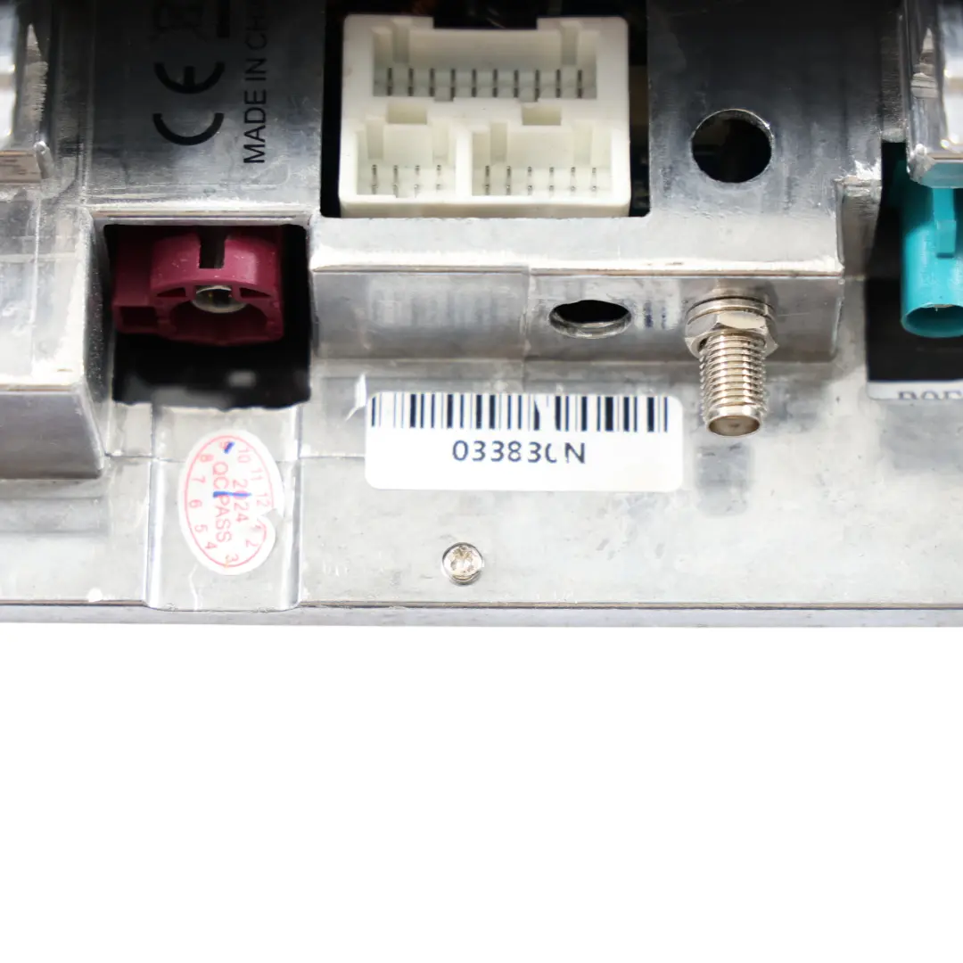 Hauptgerät Display Bildschirm Navigation Set 10,25" für BMW F20 F30 mit Teilenummer 033830N BMW F20 F30 Hauptgerät Display Bildschirm Navigation Set 10,25" - SKU 033830N - Teilenummer 033830N